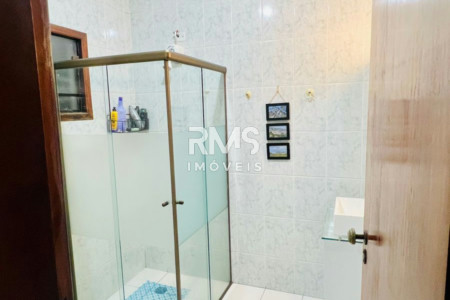 Casa à venda com 3 suítes no condomínio Granja Olga II, Sorocaba - SP