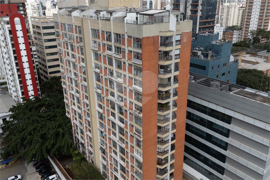 Cobertura Triplex com 90m² e 1 vaga de garagem na Vila Clementino
