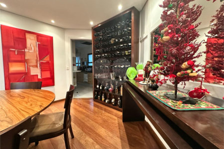 Apartamento à venda com 4 quartos, sendo 3 suítes,  em Vila Andrade, São Paulo, SP