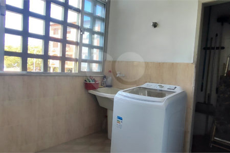 Apartamento à venda com 3 quartos, sendo 1 suíte, em Campo Grande, Rio de Janeiro, RJ