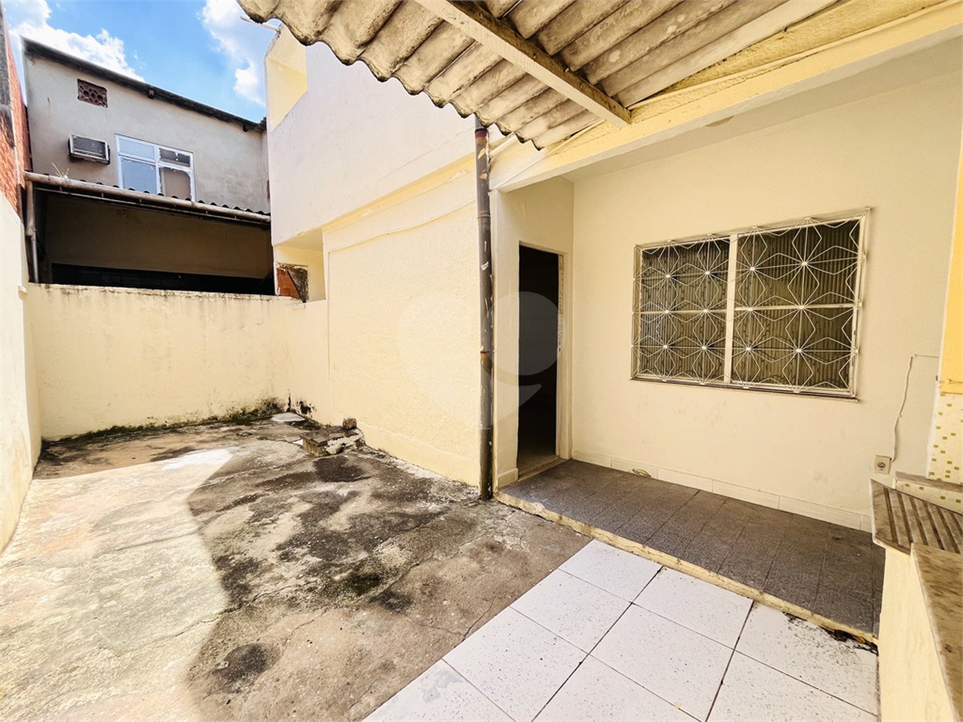Casa à venda com 3 quartos em Campo Grande, Rio de Janeiro, RJ