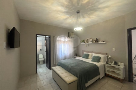 Casa à venda com 2 quartos, sendo 1 suíte, em Campo Grande, Rio de Janeiro, RJ