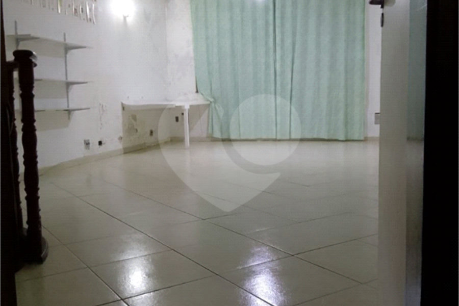 Casa à venda com 2 quartos, sendo 1 suíte, em Parada Inglesa, São Paulo, SP