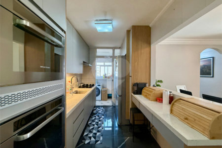 Apartamento à venda com 3 quartos, sendo 1 suíte, em Jardim Marajoara, São Paulo, SP