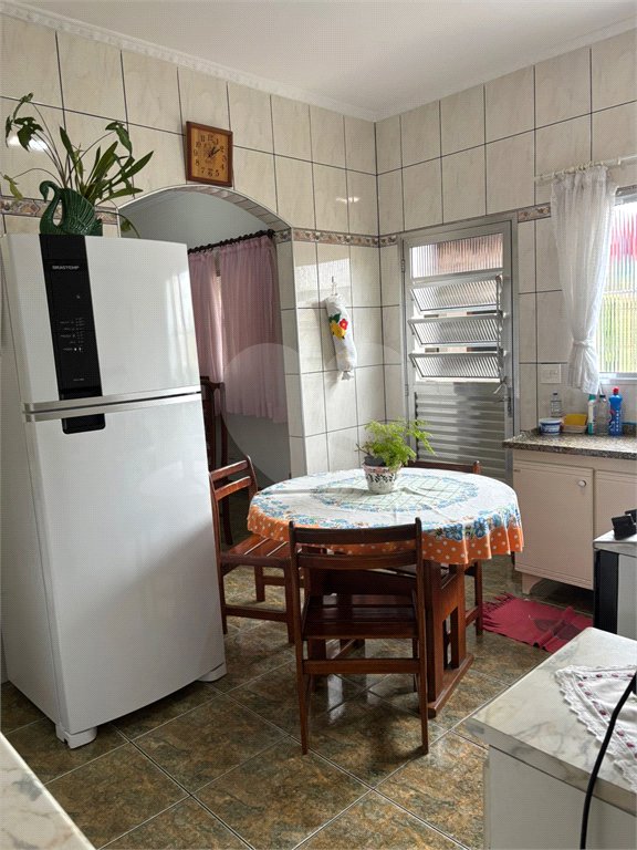 Sobrado à venda com 4 quartos em Tremembé, São Paulo, SP