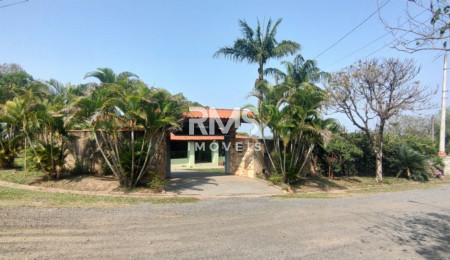 Chácara à venda com 4 quartos, sendo 2 suítes,  em Chácara Sete Quedas, Itu, SP