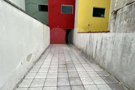 Sobrado à venda com 3 quartos, sendo 1 suíte,  em Vila Alice, Santo André, SP