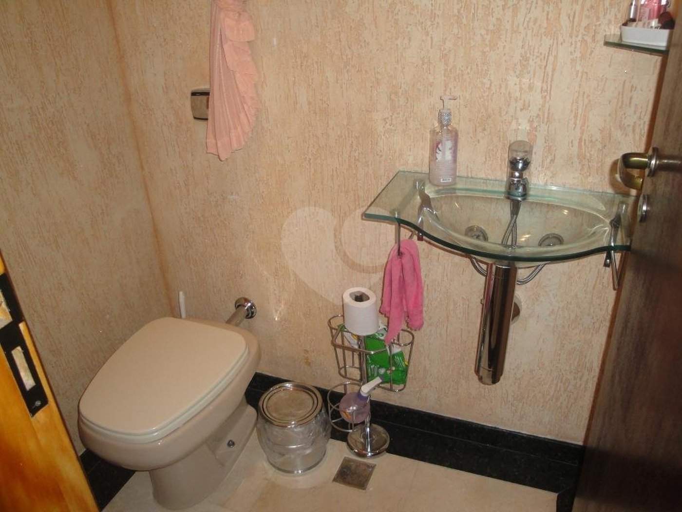 Sobrado à venda com 5 quartos, sendo 3 suítes, em Vila Bonilha, São Paulo, SP