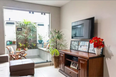 Casa de Vila à venda com 3 quartos, sendo 1 suíte, em Vila Maria Baixa, São Paulo, SP
