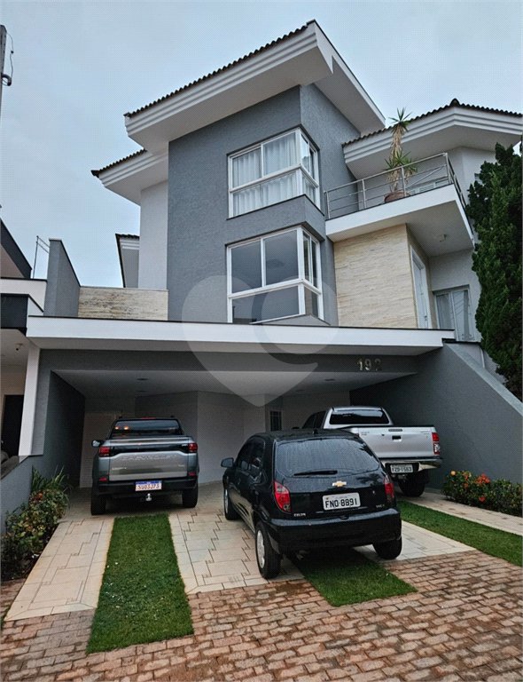 Casa à venda com 4 quartos, sendo 2 suítes,  no condomínio Golden Park Alpha, Sorocaba - SP