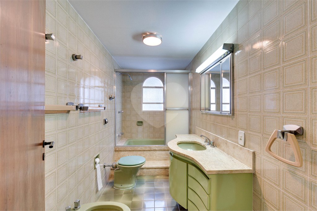 Apartamento à venda com 4 quartos, sendo 2 suítes, em Granja Julieta, São Paulo, SP