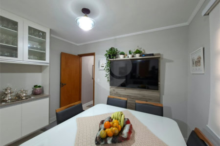 Sobrado à venda com 3 quartos, sendo 1 suíte, em Jardim Bonfiglioli, São Paulo, SP