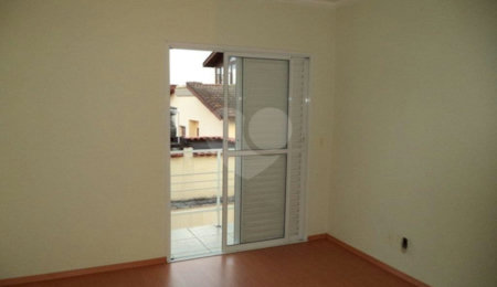 Sobrado para alugar com 4 quartos, sendo 3 suítes,  em Tremembé, São Paulo, SP
