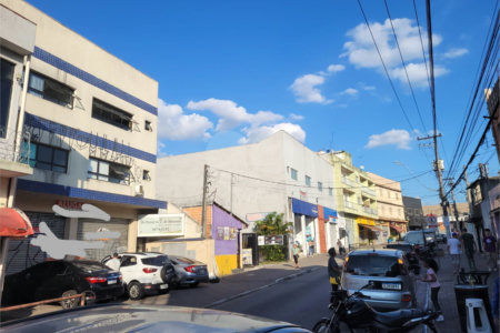 Salão para alugar em Vila Romanópolis, Ferraz de Vasconcelos, SP