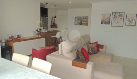 Apartamento para alugar com 2 quartos, sendo 1 suíte,  em Chácara Santo Antônio, São Paulo, SP
