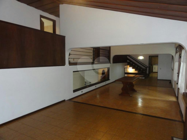 Sobrado à venda com 5 suítes em Tremembé, São Paulo, SP