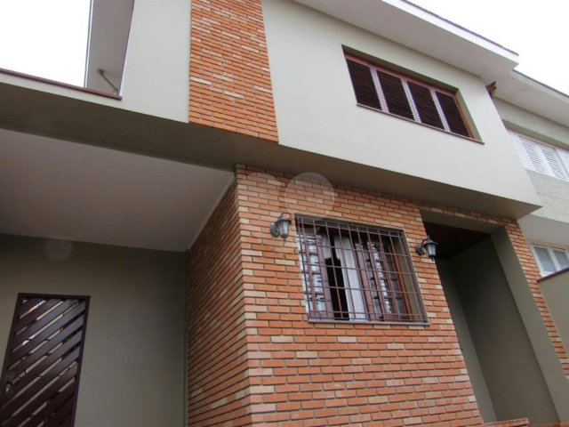 Sobrado à venda com 3 quartos, sendo 1 suíte,  em Brooklin, São Paulo, SP