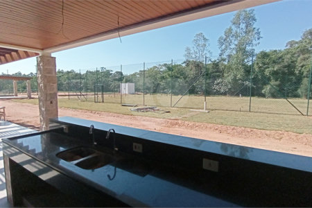 Terreno à venda com 1 suíte em Jardim Portugal, Valinhos, SP