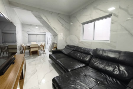 Casa à venda com 4 quartos, sendo 3 suítes, em Jardim Brasil (zona Norte), São Paulo, SP