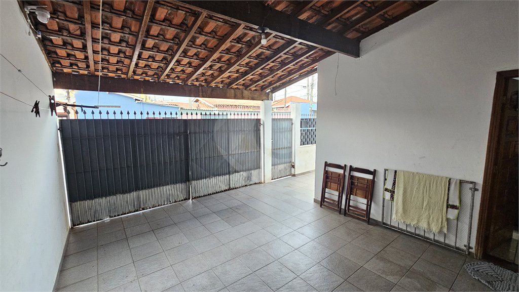 Casa à venda com 2 quartos em Vila Costa e Silva, Indaiatuba, SP