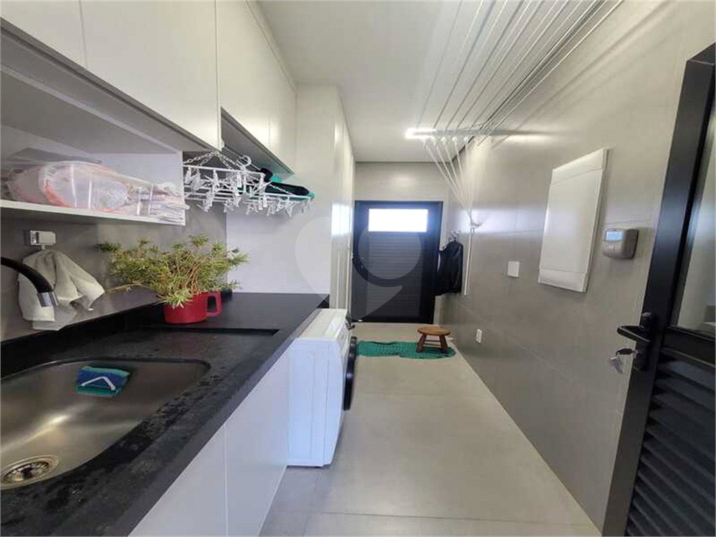 Casa à venda com 3 suítes no condomínio Piemonte, Indaiatuba - SP