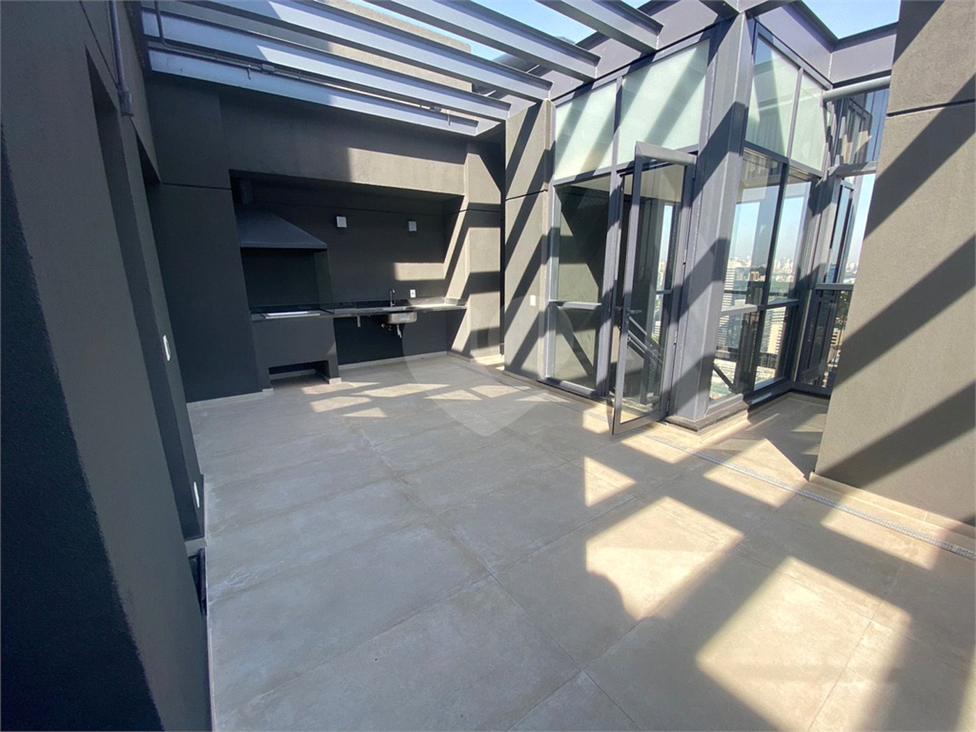 Apartamento à venda com 3 suítes em Jardim das Acácias, São Paulo, SP