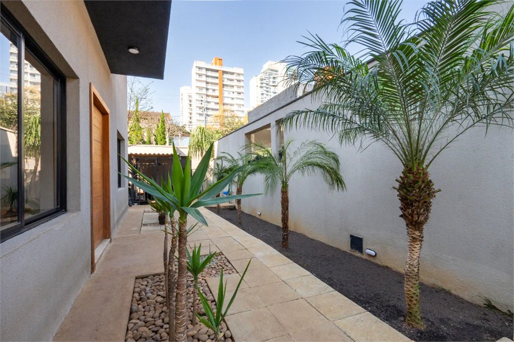 Casa de Vila à venda com 3 suítes em Brooklin Paulista, São Paulo, SP