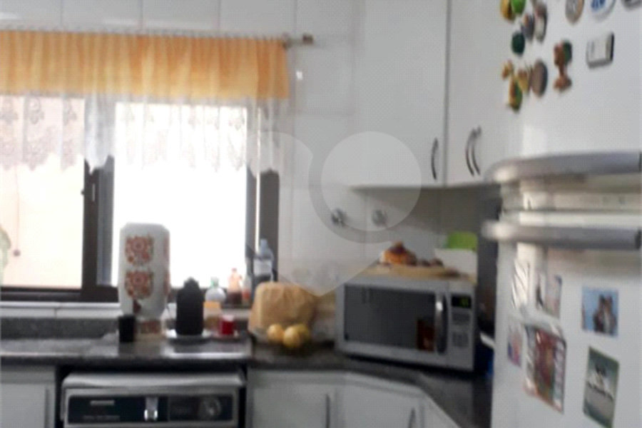 Sobrado à venda com 4 quartos, sendo 2 suítes,  em Parada Inglesa, São Paulo, SP