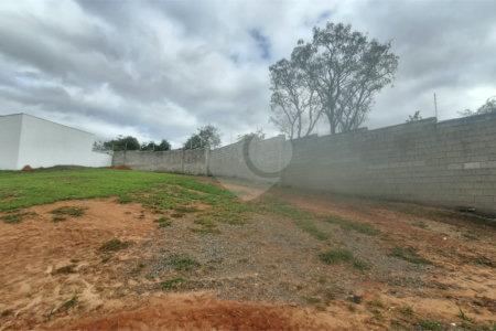 Terreno à venda no condomínio Helena Maria, Sorocaba - SP