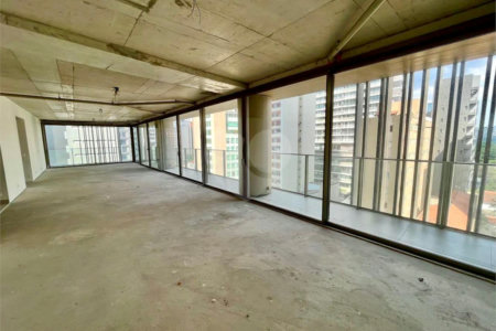 Apartamento à venda com 3 suítes em Pinheiros, São Paulo, SP