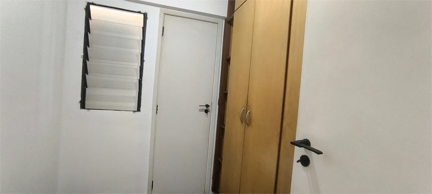 Apartamento à venda com 3 quartos, sendo 1 suíte, em Pinheiros, São Paulo, SP