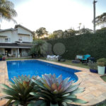 Casa à venda com 4 suítes em Vila Santo Antônio, Cotia, SP