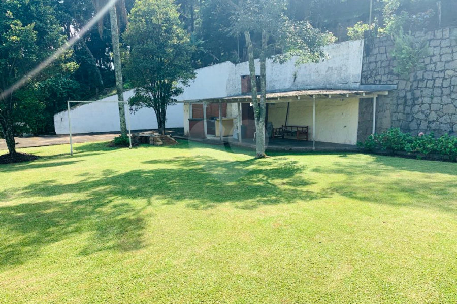 Casa Térrea à venda com 4 quartos, sendo 1 suíte, em Serra da Cantareira, Mairiporã, SP