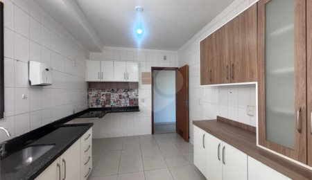 Apartamento à venda com 3 quartos, sendo 1 suíte,  em Vila Independência, Sorocaba, SP