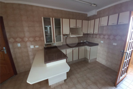 Duplex no Edifício Acapulco.