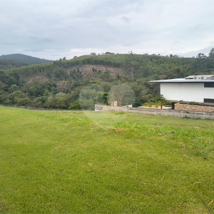 Terreno / Lote a Venda no Condomínio Campo de Toscana em Vinhedo/SP