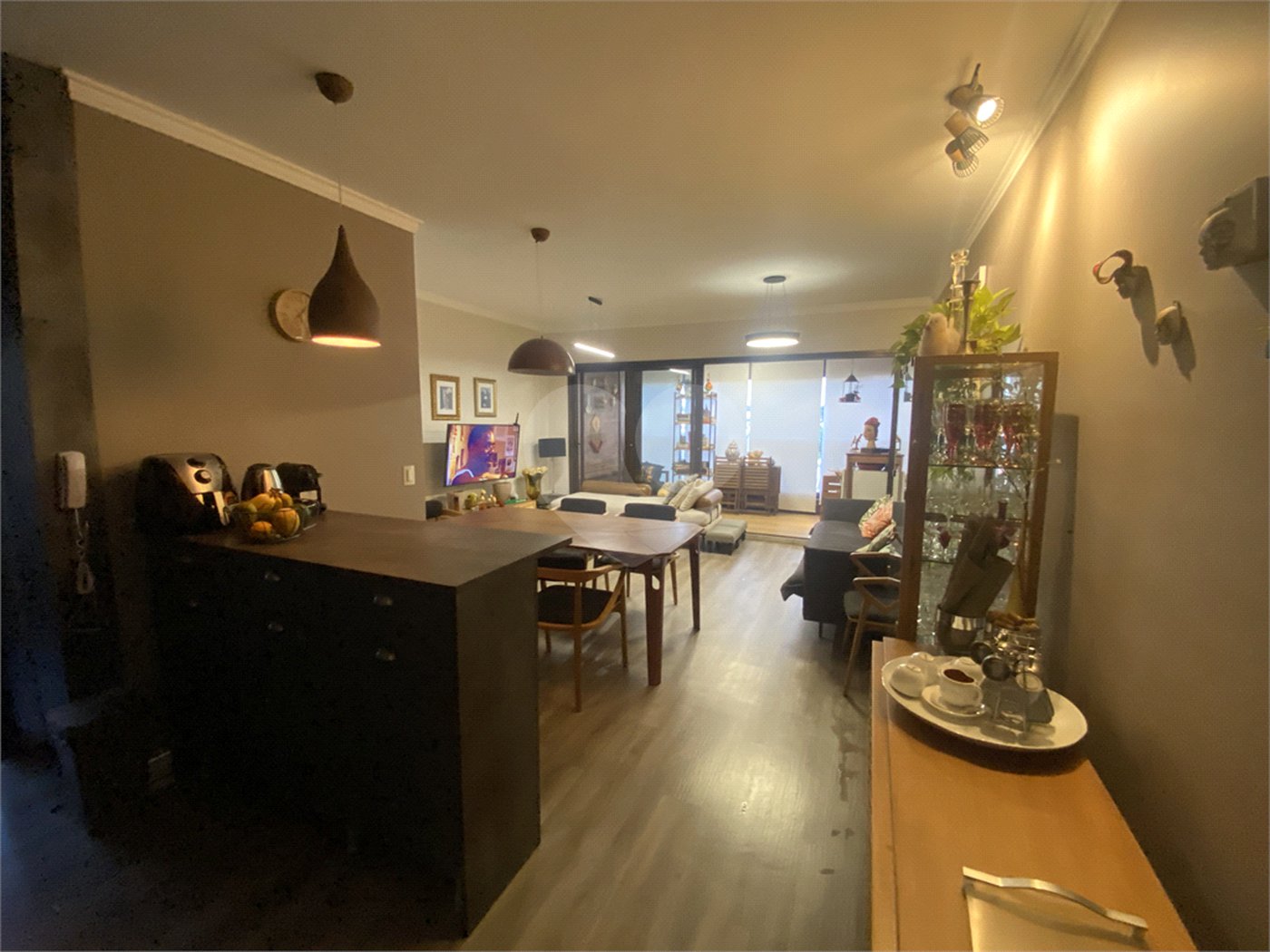 Apartamento à venda com 2 quartos, sendo 1 suíte,  em Vila Monumento, São Paulo, SP