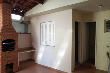 Sobrado à venda com 3 quartos, sendo 1 suíte, em Cidade Vargas, São Paulo, SP