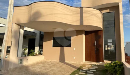 Casa à venda com 3 quartos, sendo 1 suíte,  no condomínio Horto Florestal Villagio, Sorocaba - SP