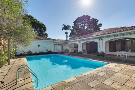 Casa de Vila à venda com 4 suítes em Granja Julieta, São Paulo, SP