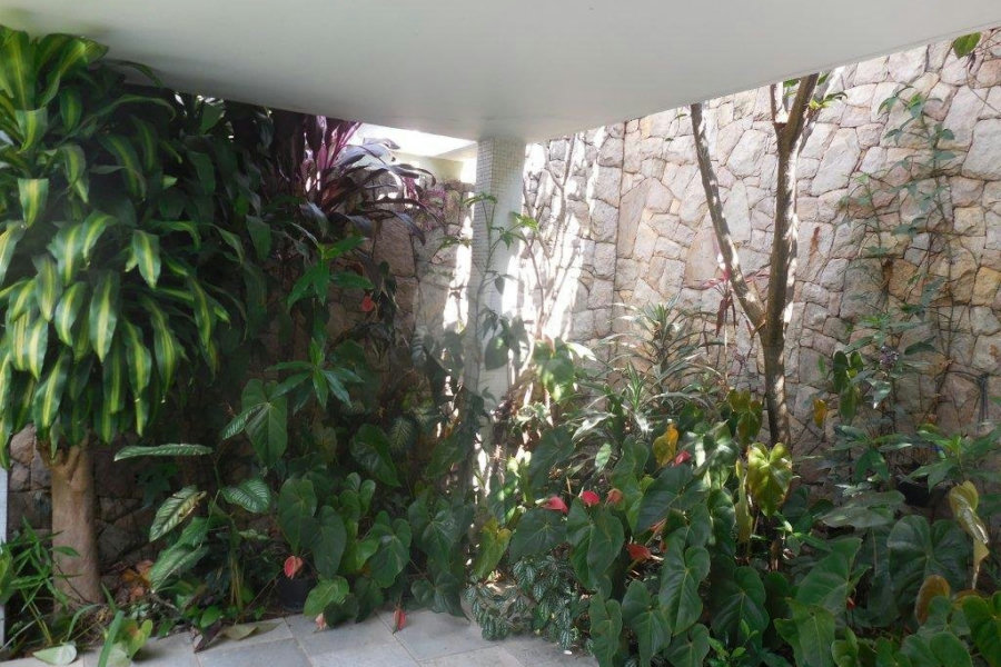Casa Térrea à venda com 4 quartos, sendo 2 suítes, em Jardim Floresta, São Paulo, SP
