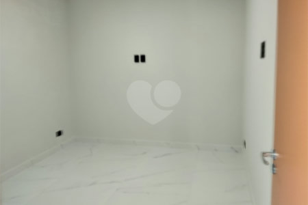 Casa à venda com 3 quartos, sendo 2 suítes, em Cachoeirinha, Bom Jesus dos Perdões, SP