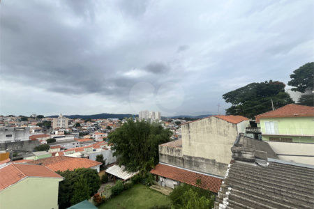 Casa à venda com 3 quartos, sendo 1 suíte,  no condomínio Capigaí, São Paulo - SP