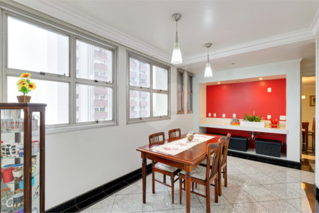 Apartamento à venda com 4 suítes em Jardim Marajoara, São Paulo, SP