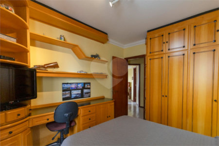 Apartamento à venda com 4 quartos, sendo 2 suítes, em Santa Teresinha, São Paulo, SP