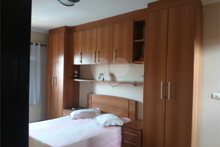 Casa à venda com 4 quartos, sendo 1 suíte, em Jardim Rosa de Franca, Guarulhos, SP