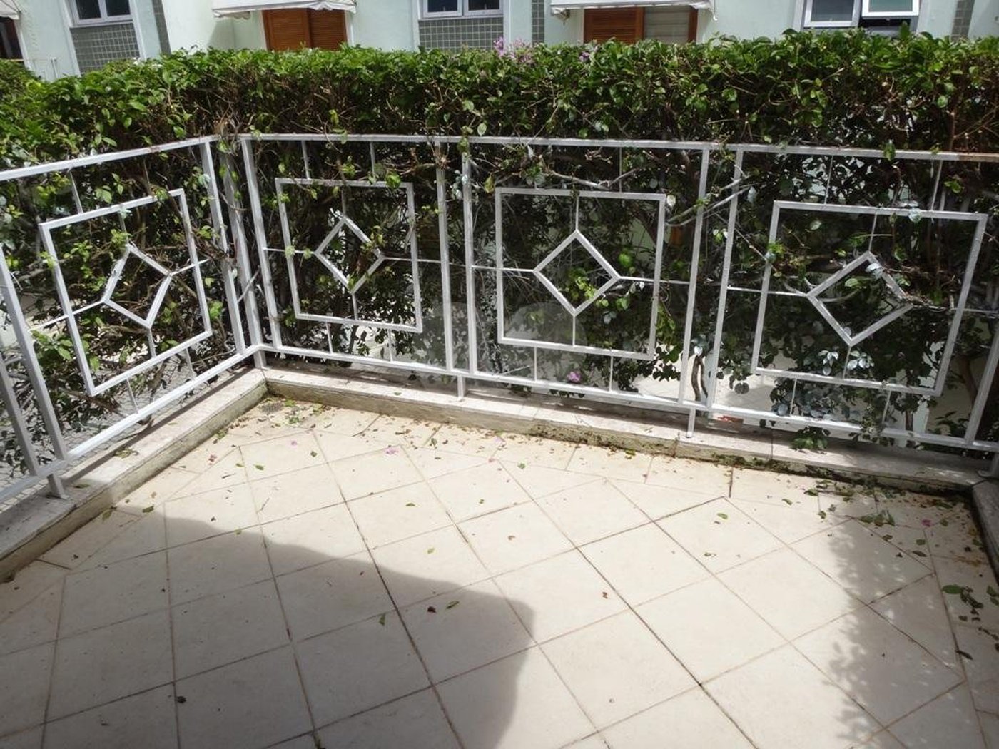 Casa à venda ou para alugar com 4 quartos, sendo 2 suítes, no condomínio Vila Hípica, São Paulo - SP
