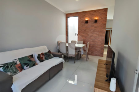 Casa à venda com 3 quartos no condomínio Residencial Lago dos Ipês, Itapetininga - SP