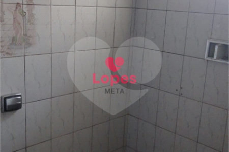 Casa à venda com 4 quartos, sendo 1 suíte, em Jardim Satélite, São José dos Campos, SP