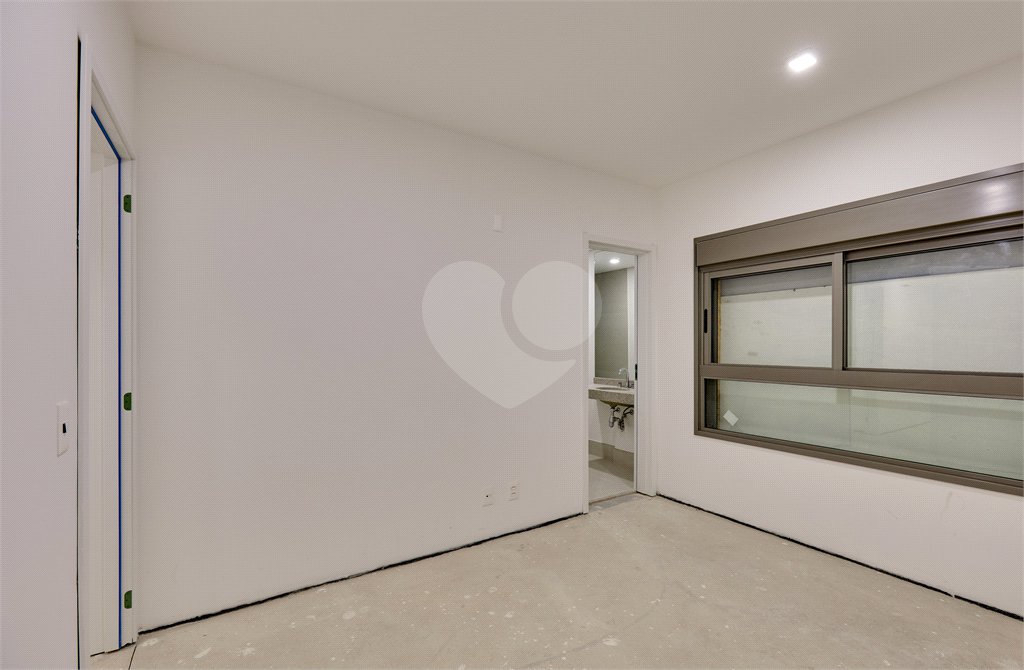 Apartamento à venda com 4 suítes em Campo Belo, São Paulo, SP